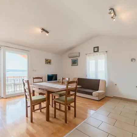 Awesome In With Wifi Holiday home